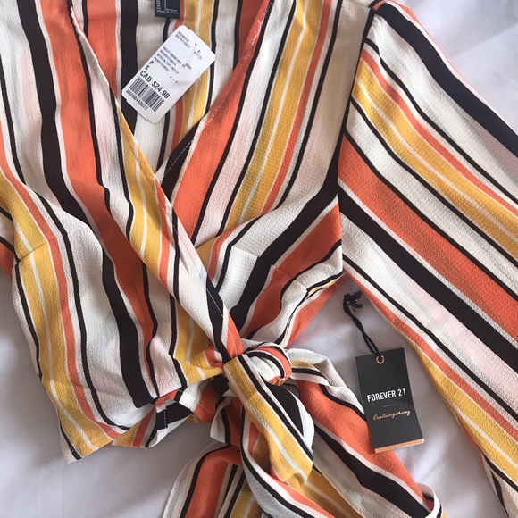 Forever 21 Striped Wrap Top BNWT - Picture 4 of 7